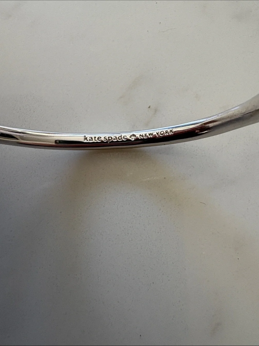 kate spade silver sailor’s knot hinged bangle bracelet - polished silver-tone - Picture 3 of 7